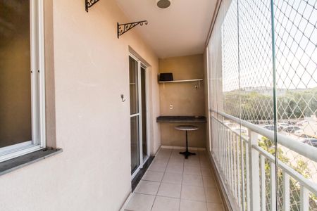 Varanda de apartamento para alugar com 1 quarto, 72m² em Jardim Tupanci, Barueri