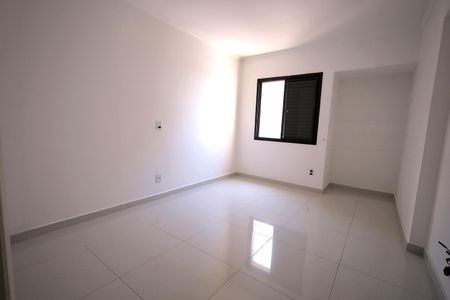 Apartamento à venda com 135m², 4 quartos e 2 vagasQuarto 1