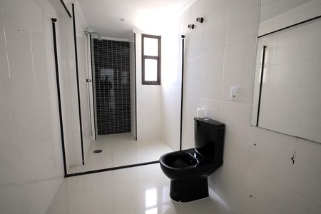 Apartamento à venda com 135m², 4 quartos e 2 vagasBanheiro 2