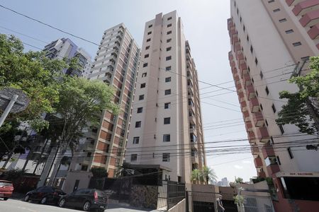 Apartamento à venda com 135m², 4 quartos e 2 vagasFachada