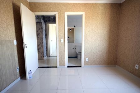 Apartamento à venda com 135m², 4 quartos e 2 vagasQuarto Suíte