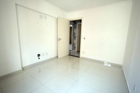 Apartamento à venda com 135m², 4 quartos e 2 vagasQuarto 1