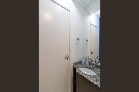 Apartamento à venda com 54m², 2 quartos e 1 vaga Apartamento à venda com 54m², 2 quartos e 1 vagaBanheiro