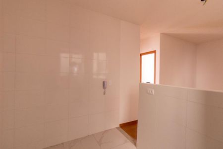 Apartamento para alugar com 41m², 2 quartos e 1 vaga Apartamento para alugar com 41m², 2 quartos e 1 vagaCozinha e Área de Serviço