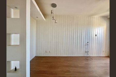 Sala de apartamento à venda com 1 quarto, 64m² em Jardim Flamboyant, Campinas