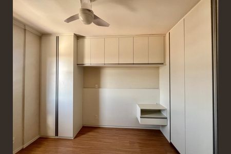 Quarto de apartamento à venda com 1 quarto, 64m² em Jardim Flamboyant, Campinas