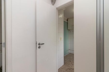 Apartamento à venda com 130m², 3 quartos e 3 vagasQuarto de Serviço