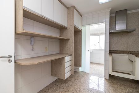 Apartamento à venda com 130m², 3 quartos e 3 vagasCozinha
