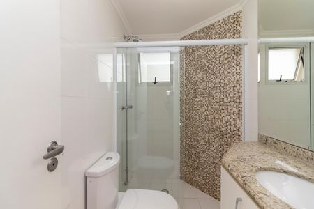 Apartamento à venda com 130m², 3 quartos e 3 vagasBanheiro da Suíte 2
