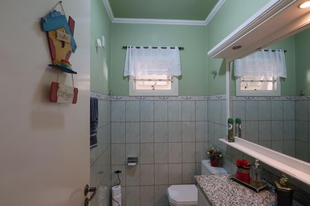 Casa à venda com 201m², 3 quartos e 3 vagasLavabo