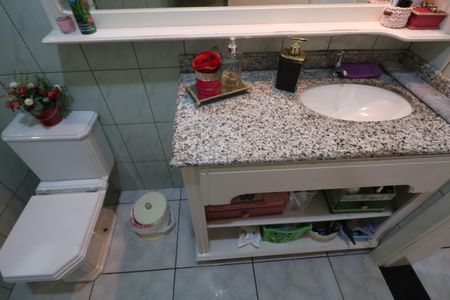 Casa à venda com 201m², 3 quartos e 3 vagasLavabo