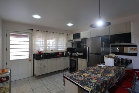 Casa à venda com 201m², 3 quartos e 3 vagasCozinha