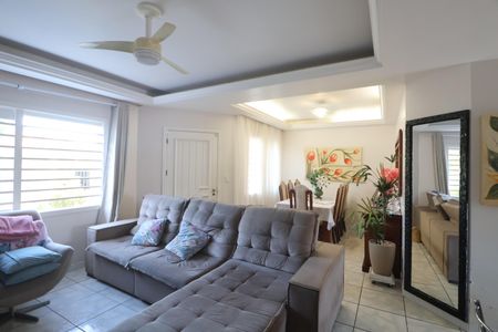 Sala 1 de casa à venda com 3 quartos, 201m² em Igara, Canoas