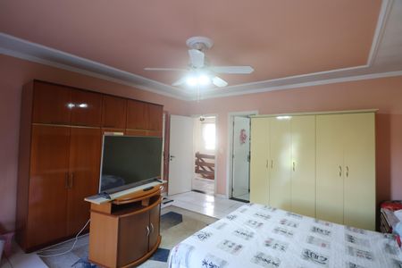 Casa à venda com 201m², 3 quartos e 3 vagasSuite