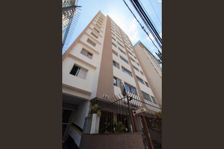 Apartamento para alugar com 92m², 2 quartos e 1 vagaFachada