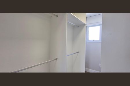 Casa de condomínio para alugar com 545m², 3 quartos e 4 vagasSuíte Closet