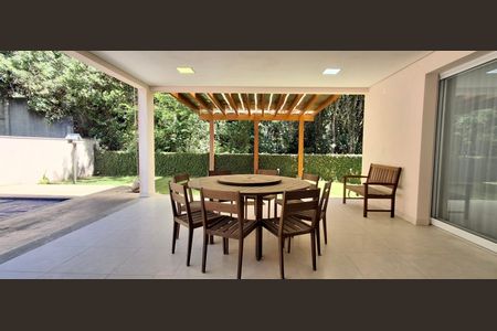 Casa de condomínio para alugar com 545m², 3 quartos e 4 vagasÁrea Gourmet