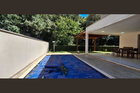 Casa de condomínio para alugar com 545m², 3 quartos e 4 vagasPiscina