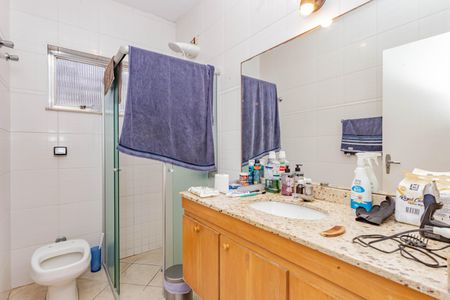 Casa para alugar com 320m², 5 quartos e 6 vagasBanheiro da Suíte 1