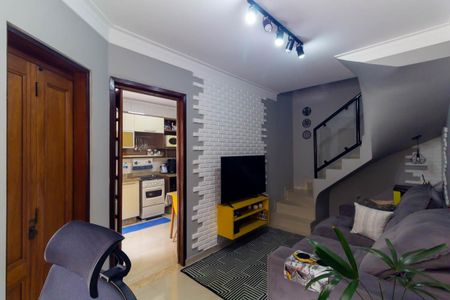 Sala de casa para alugar com 2 quartos, 63m² em Jardim Iva, São Paulo