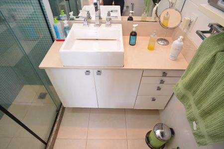 Apartamento à venda com 88m², 2 quartos e 1 vagaBanheiro Social