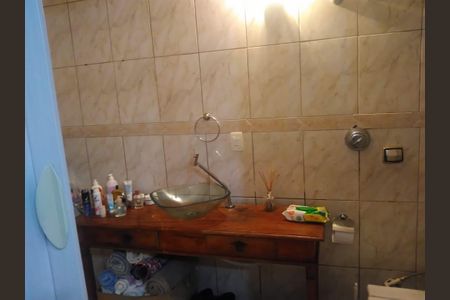 Casa à venda com 225m², 4 quartos e 3 vagas