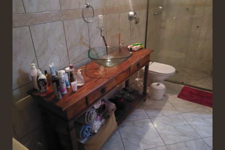 Casa à venda com 225m², 4 quartos e 3 vagas