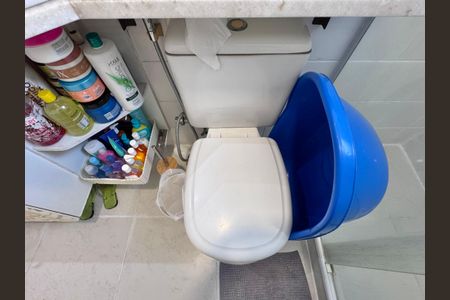 Apartamento à venda com 99m², 3 quartos e 2 vagas Apartamento à venda com 99m², 3 quartos e 2 vagasSuíte 1 - Banheiro