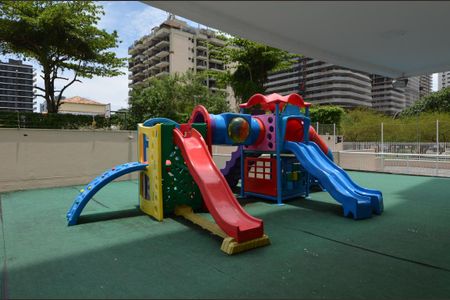 Apartamento à venda com 99m², 3 quartos e 2 vagas