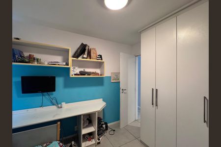 Apartamento à venda com 99m², 3 quartos e 2 vagas Apartamento à venda com 99m², 3 quartos e 2 vagasQuarto
