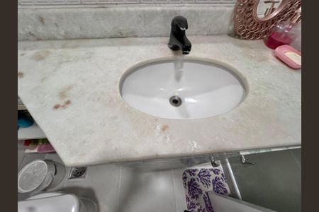 Apartamento à venda com 99m², 3 quartos e 2 vagas Apartamento à venda com 99m², 3 quartos e 2 vagasSuíte 2 - Banheiro