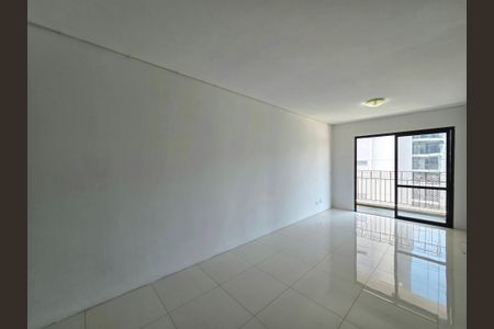 Apartamento à venda com 76m², 3 quartos e 1 vaga Apartamento à venda com 76m², 3 quartos e 1 vagaSala