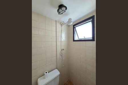 Apartamento à venda com 76m², 3 quartos e 1 vaga Apartamento à venda com 76m², 3 quartos e 1 vagaBanheiro de serviço