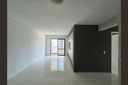 Apartamento à venda com 76m², 3 quartos e 1 vaga Apartamento à venda com 76m², 3 quartos e 1 vagaSala