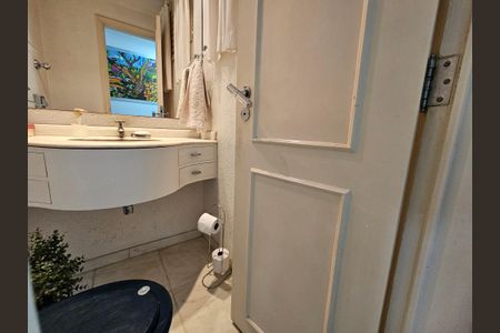 Apartamento à venda com 200m², 4 quartos e 2 vagasLavabo