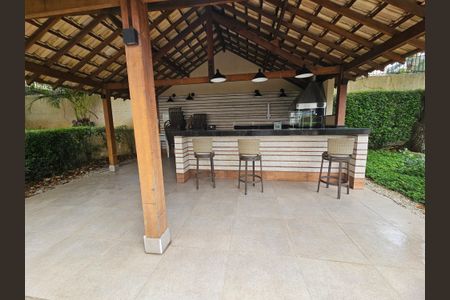 Apartamento à venda com 200m², 4 quartos e 2 vagasÁrea comum - Churrasqueira