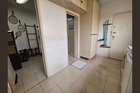 Apartamento à venda com 200m², 4 quartos e 2 vagasÁrea de Serviço