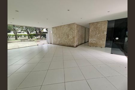 Apartamento à venda com 200m², 4 quartos e 2 vagasÁrea comum - Salão de festas