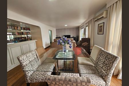 Sala de apartamento à venda com 4 quartos, 200m² em Campo Belo, São Paulo