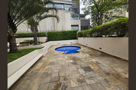 Apartamento à venda com 200m², 4 quartos e 2 vagasÁrea comum - Piscina