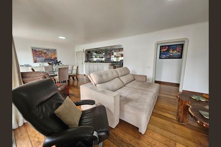 Sala de apartamento à venda com 4 quartos, 200m² em Campo Belo, São Paulo