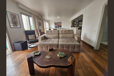 Apartamento à venda com 200m², 4 quartos e 2 vagasSala