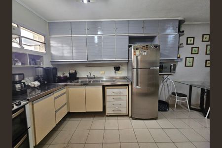 Apartamento à venda com 200m², 4 quartos e 2 vagasCozinha