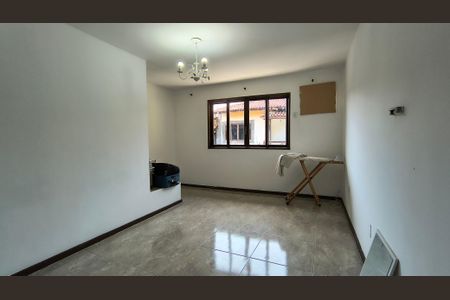 Casa de condomínio à venda com 150m², 3 quartos e 2 vagasSuíte 1