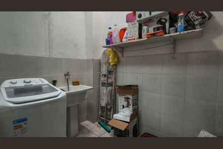 Casa de condomínio à venda com 150m², 3 quartos e 2 vagasÁrea de Serviço 