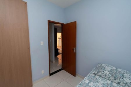 Quarto 2 de apartamento para alugar com 2 quartos, 47m² em Jardim Riacho das Pedras , Contagem