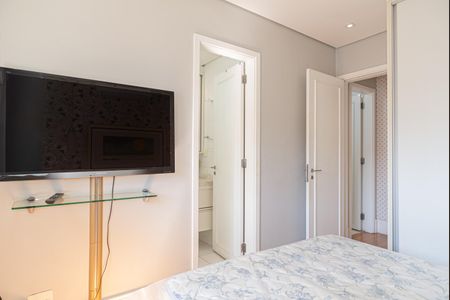 Apartamento para alugar com 76m², 2 quartos e 1 vagaSuíte