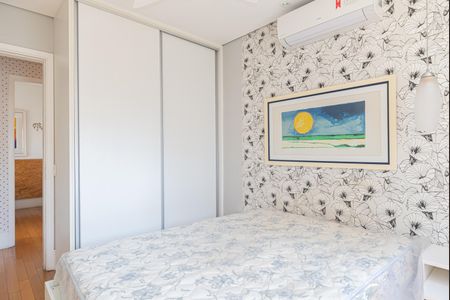 Apartamento para alugar com 76m², 2 quartos e 1 vagaSuíte