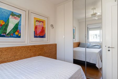 Apartamento para alugar com 76m², 2 quartos e 1 vagaQuarto 