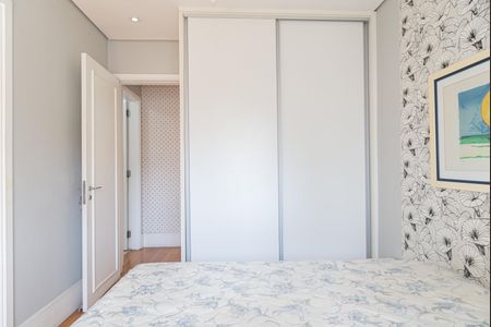 Apartamento para alugar com 76m², 2 quartos e 1 vagaSuíte